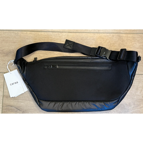 NEW CARAA FREE PEOPLE BLACK LARGE CROSSBODY SLING BAG - Picture 9 of 13